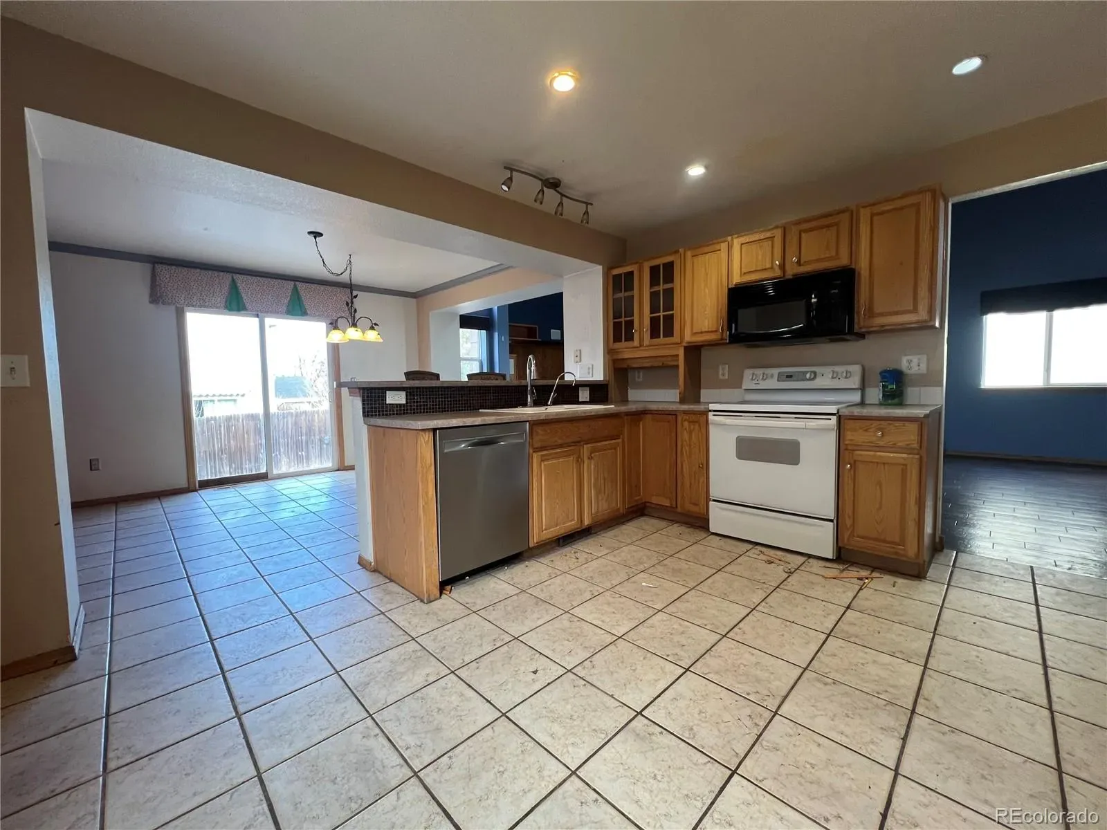 6805 Quincy Avenue Firestone CO 80504 | MLS #REC6040904 03252026193556 1600 3