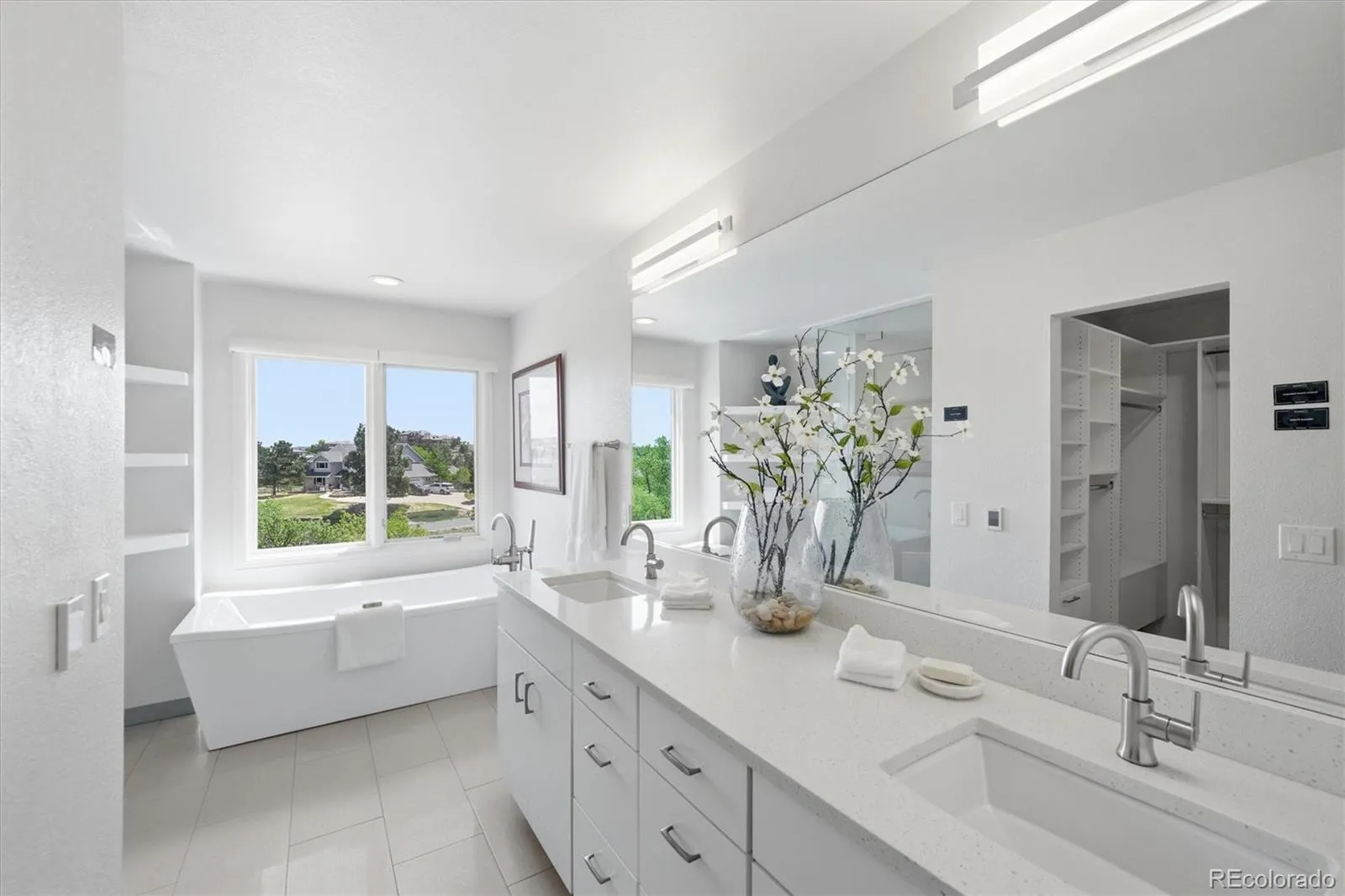 6929 S Chapparal E Circle Centennial CO 80016 MLS #REC6041819 05162026050248 1600 19
