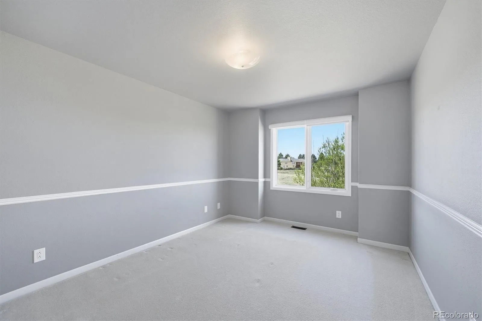 6929 S Chapparal E Circle Centennial CO 80016 MLS #REC6041819 05162026050248 1600 25