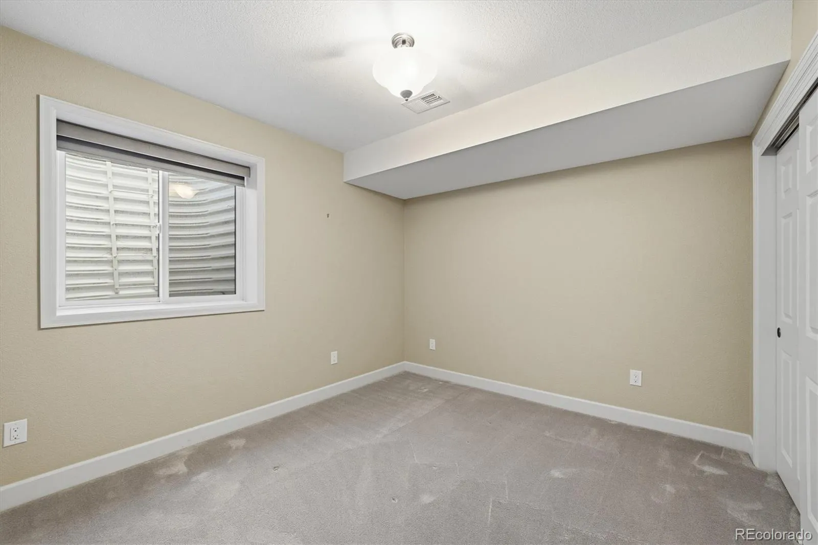 6929 S Chapparal E Circle Centennial CO 80016 MLS #REC6041819 05162026050248 1600 36