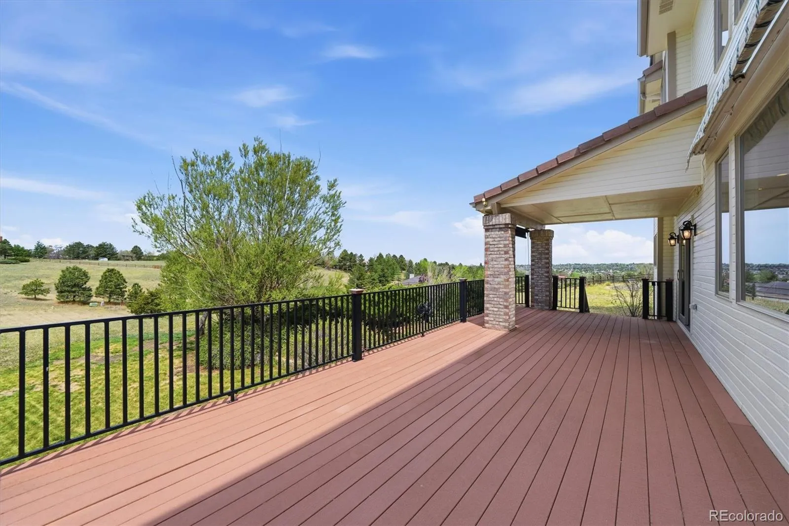 6929 S Chapparal E Circle Centennial CO 80016 MLS #REC6041819 05162026050248 1600 38