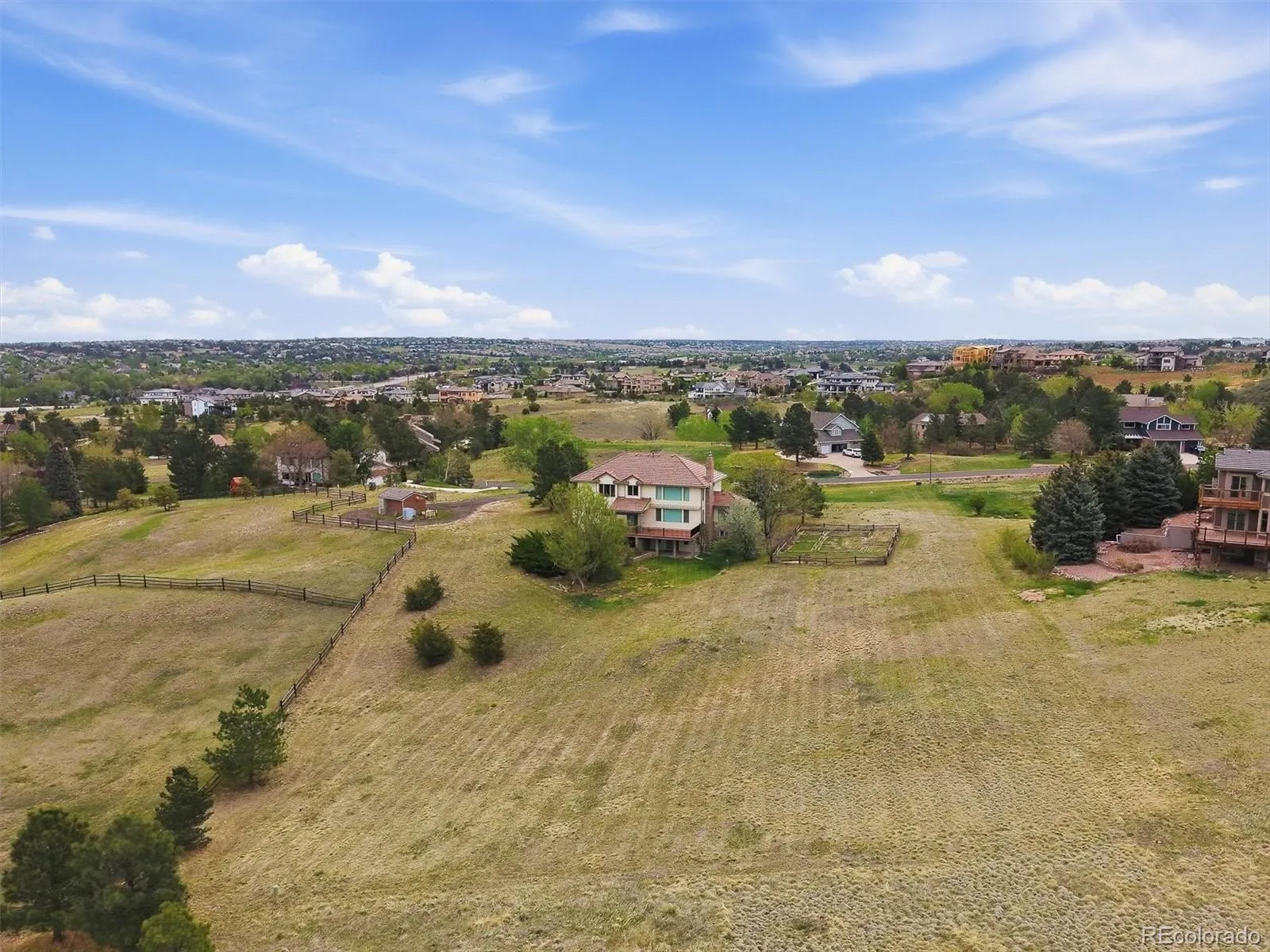 6929 S Chapparal E Circle Centennial CO 80016 MLS #REC6041819 05162026050248 1600 43