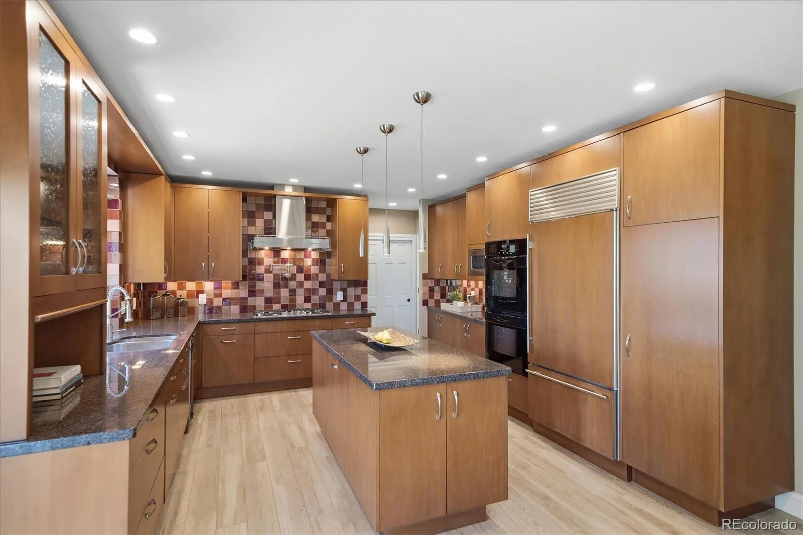 6929 S Chapparal E Circle Centennial CO 80016 MLS #REC6041819 06022026231433 1600 9
