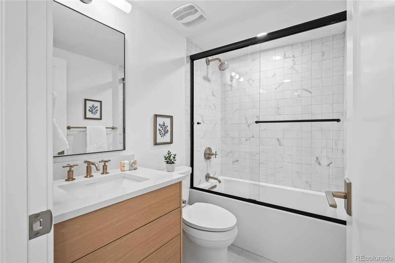 01212026205013 1600 36