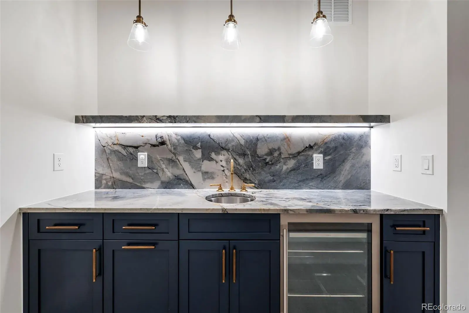 02032026200947 1600 40