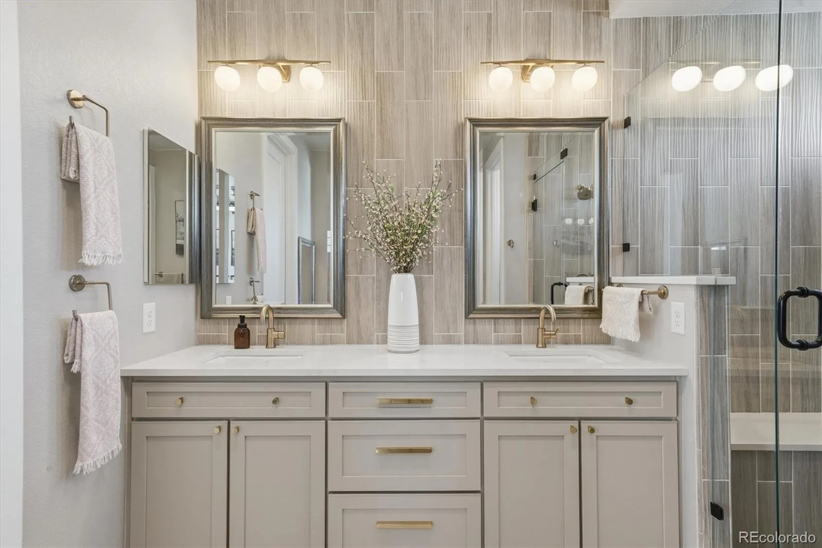 3617 Mykonos Drive Castle Rock CO 80109 | MLS #REC6045000 08082026034835 1600 24
