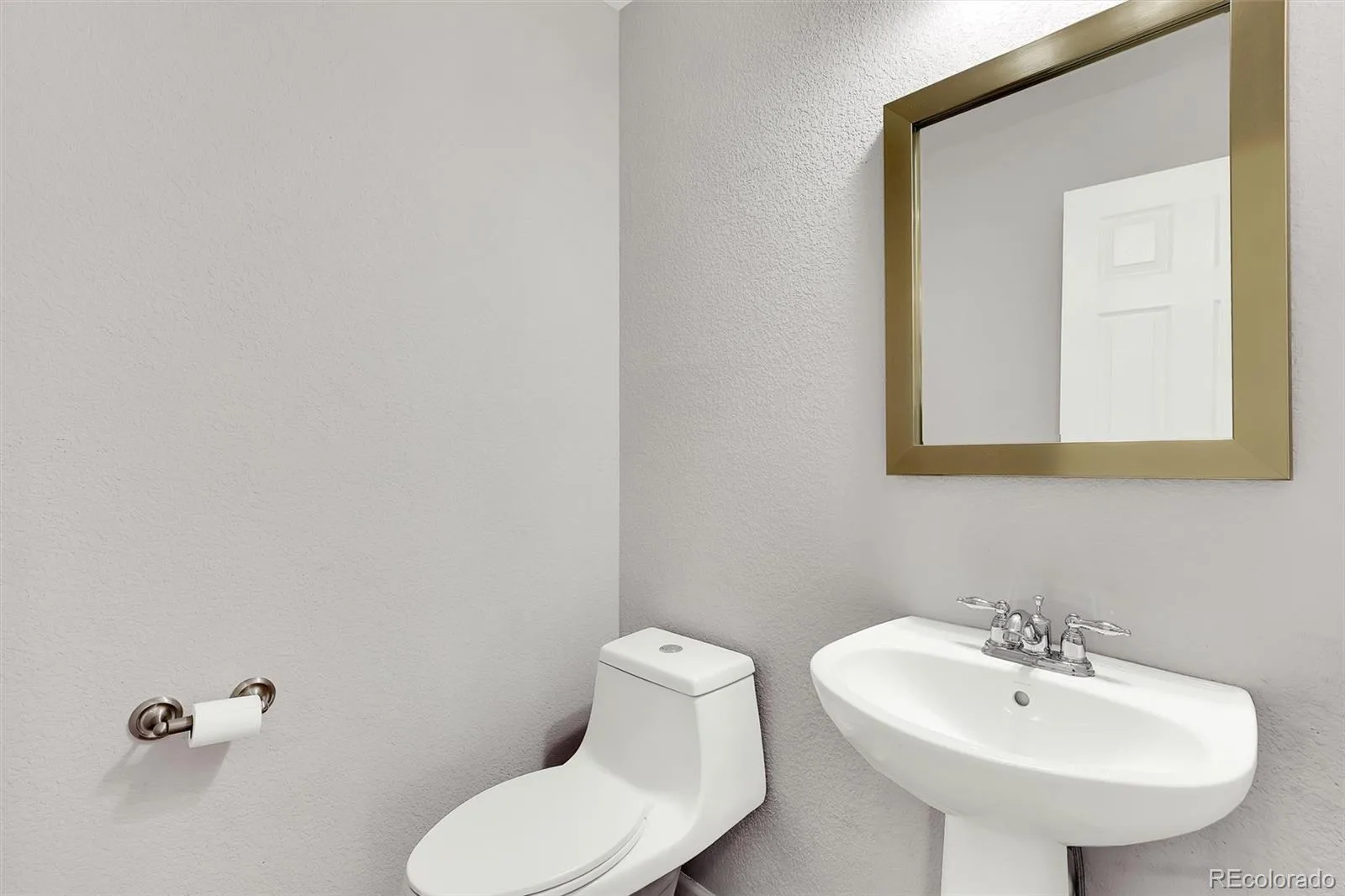 20394 E Colgate Place Aurora CO 80013 | MLS #REC6046820 07182026223407 1600 13