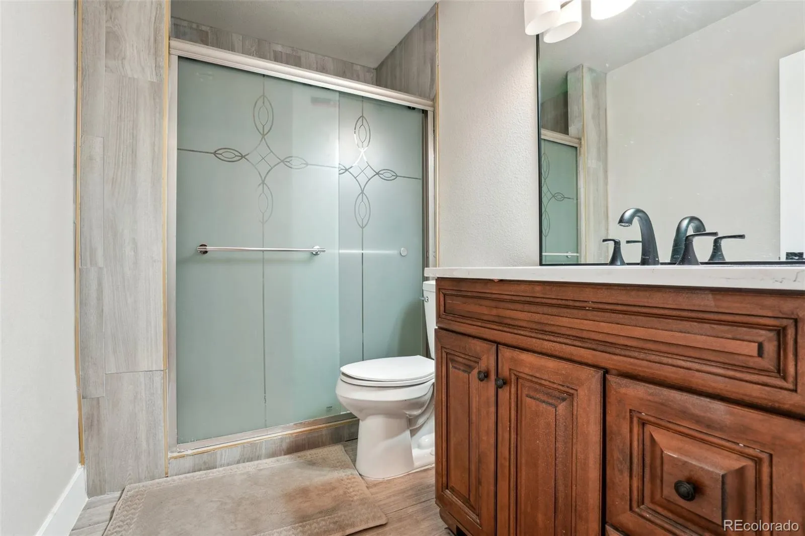 04182026220335 1600 21