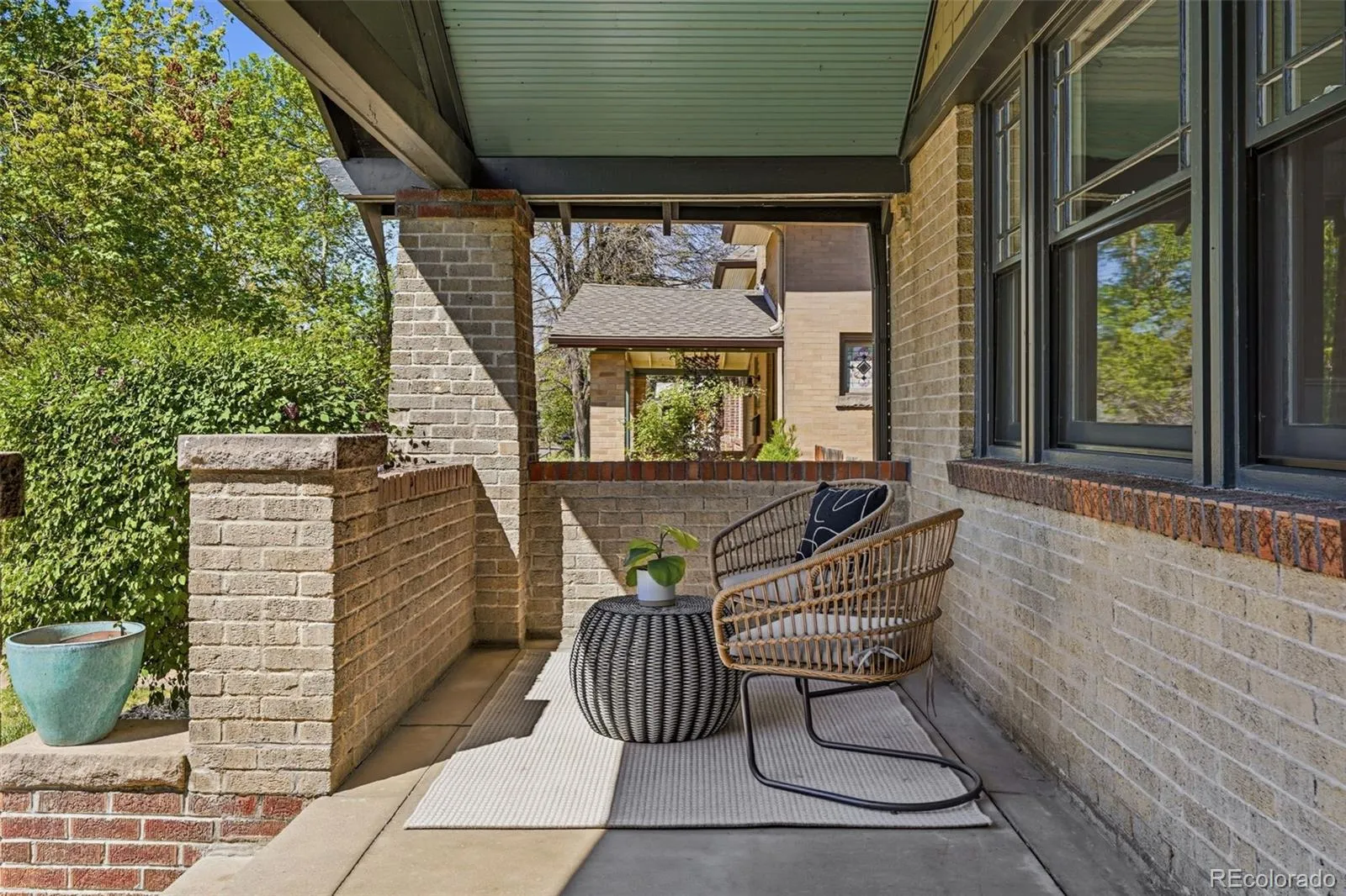 04162026201122 1600 1