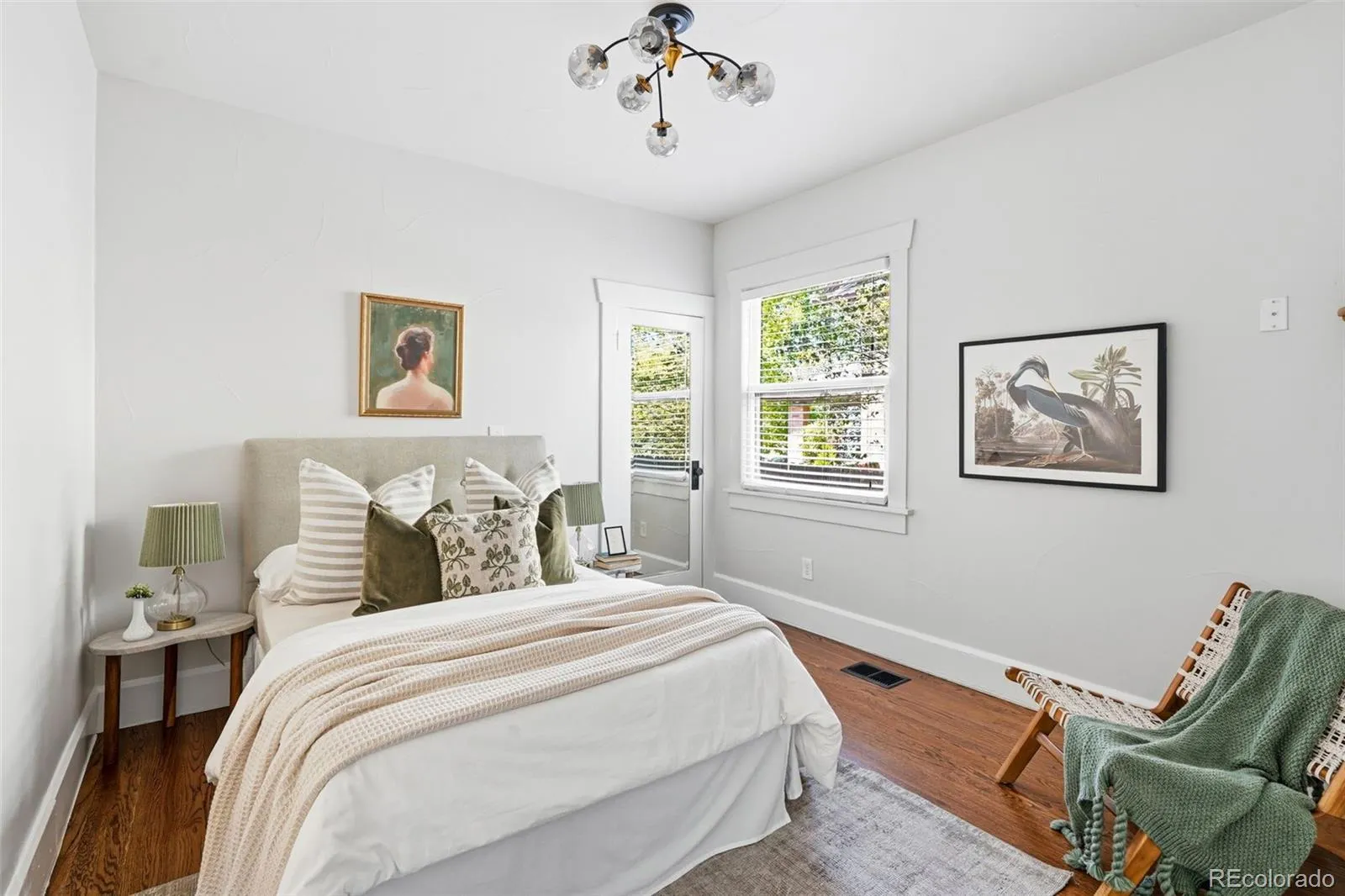 04162026201122 1600 26