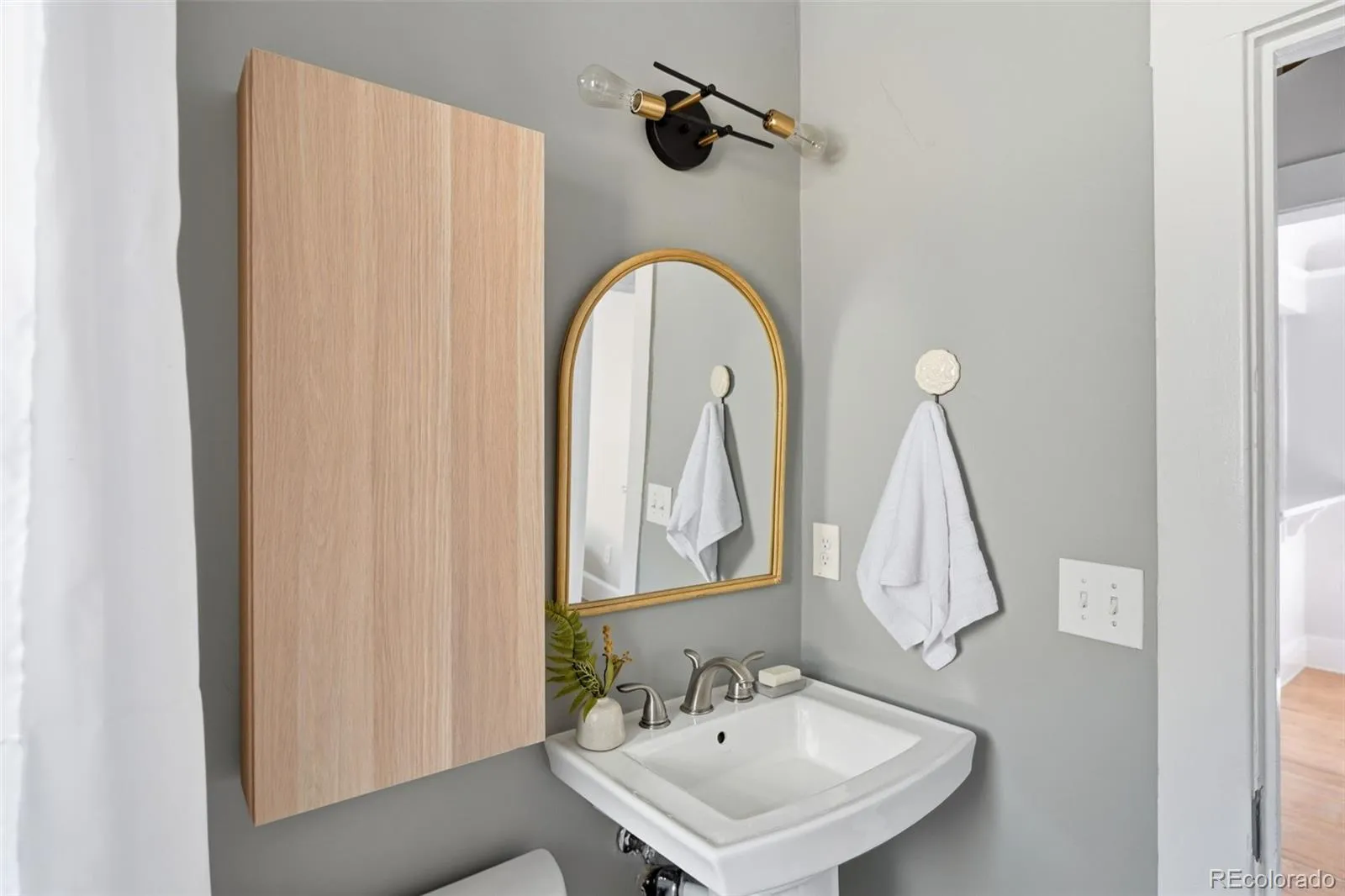 04162026201122 1600 27