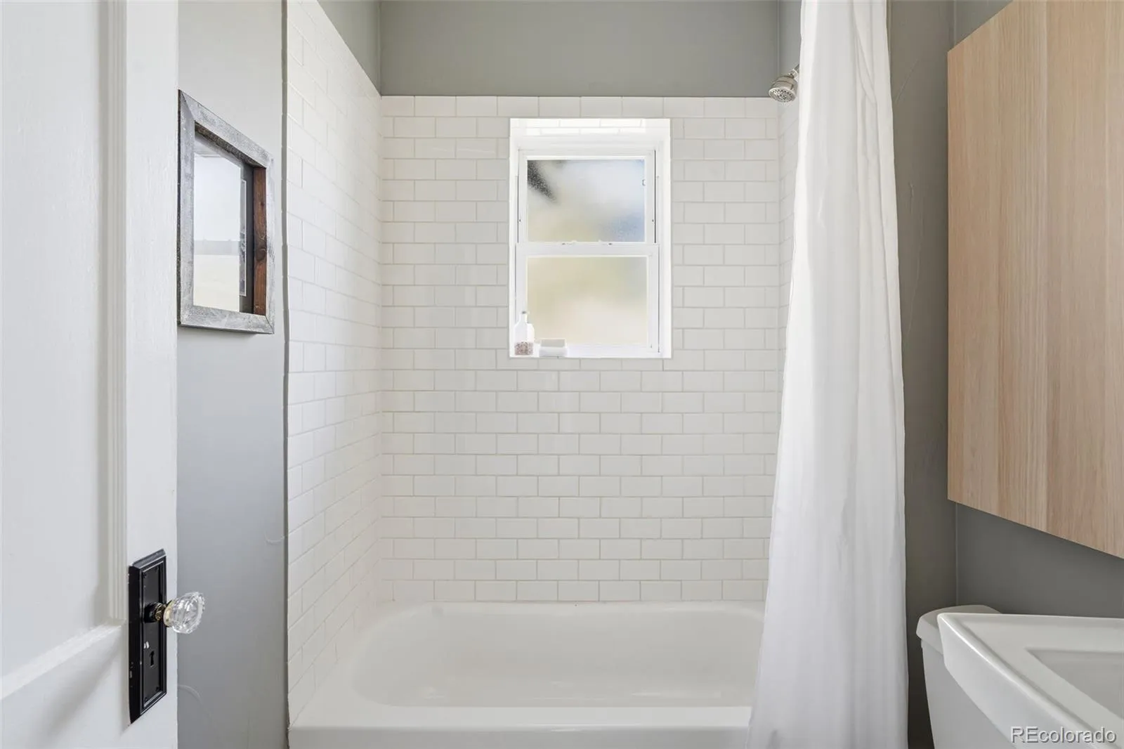 04162026201122 1600 28