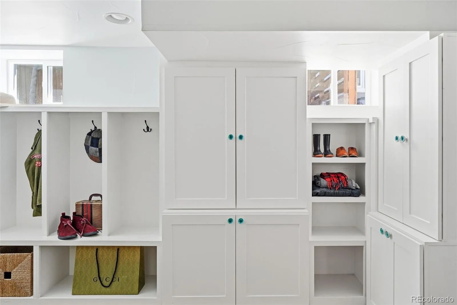 04162026201122 1600 40