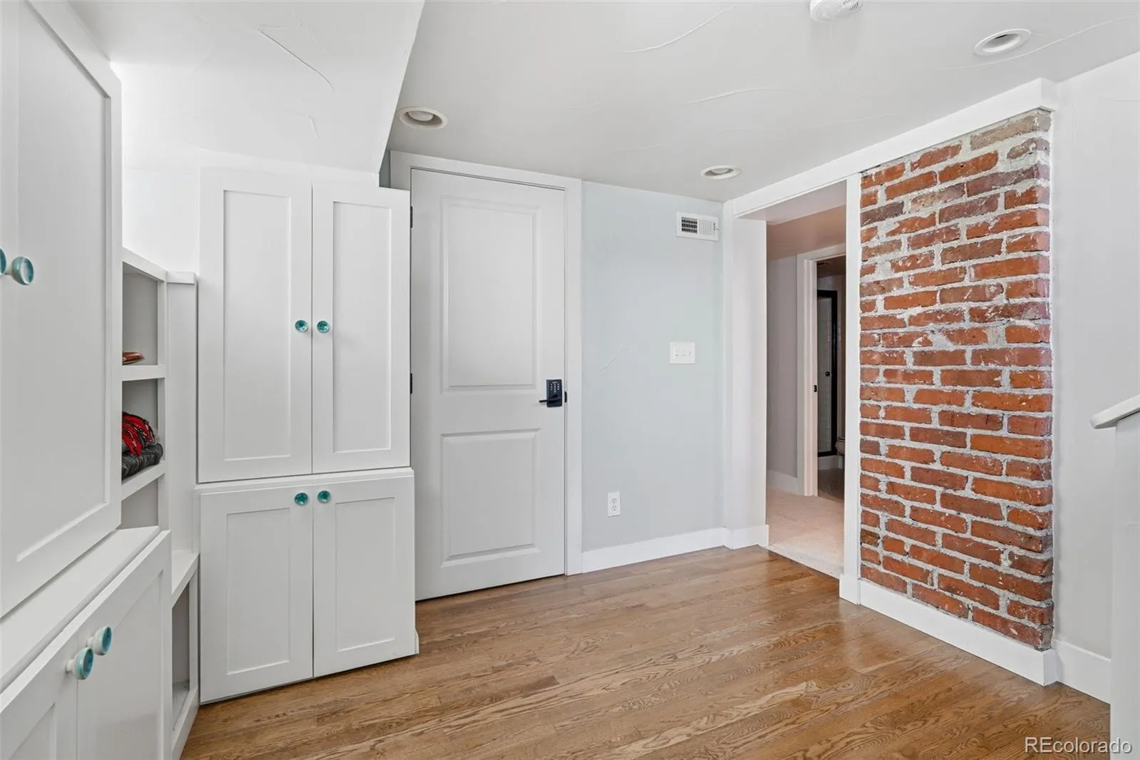 04162026201122 1600 41