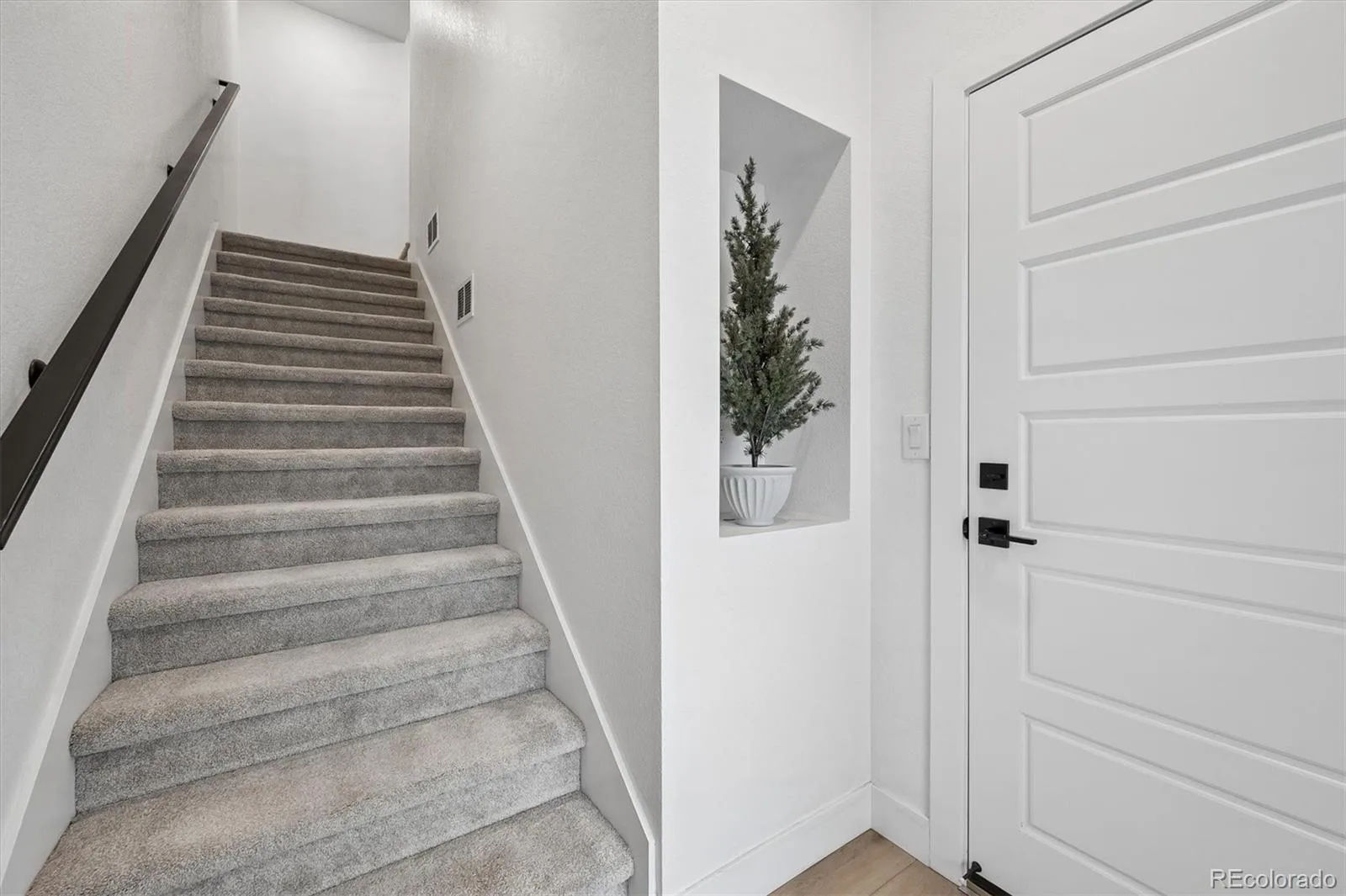 2064 S Holly Street #2-6 Denver CO 80222 | MLS #REC6048239 09222026113629 1600 4