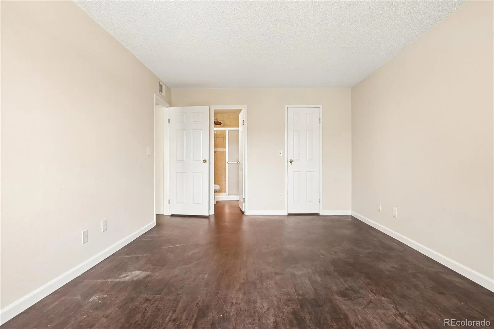 921 S Walden Street #206 Aurora CO 80017 | MLS #REC6048626 08062026205114 1600 17