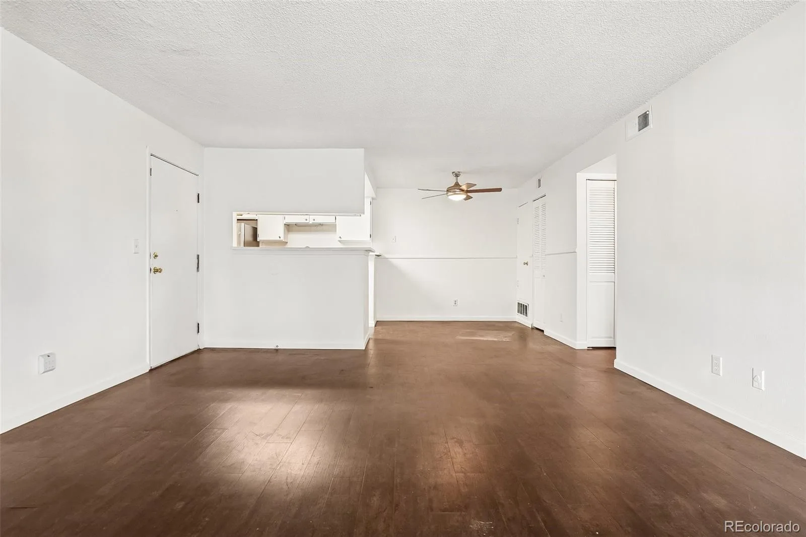 921 S Walden Street #206 Aurora CO 80017 | MLS #REC6048626 08062026205114 1600 4