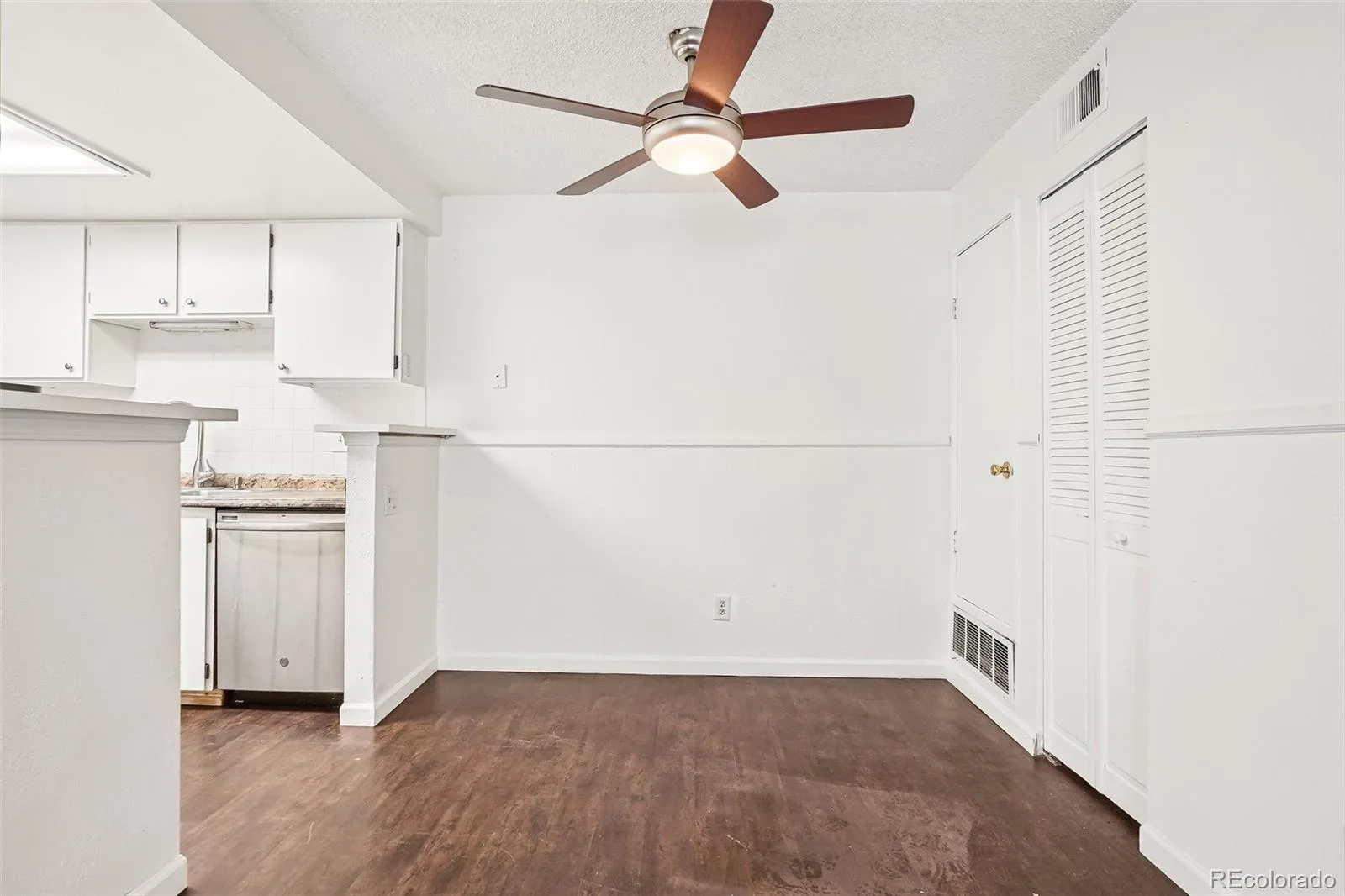 921 S Walden Street #206 Aurora CO 80017 | MLS #REC6048626 08062026205114 1600 5