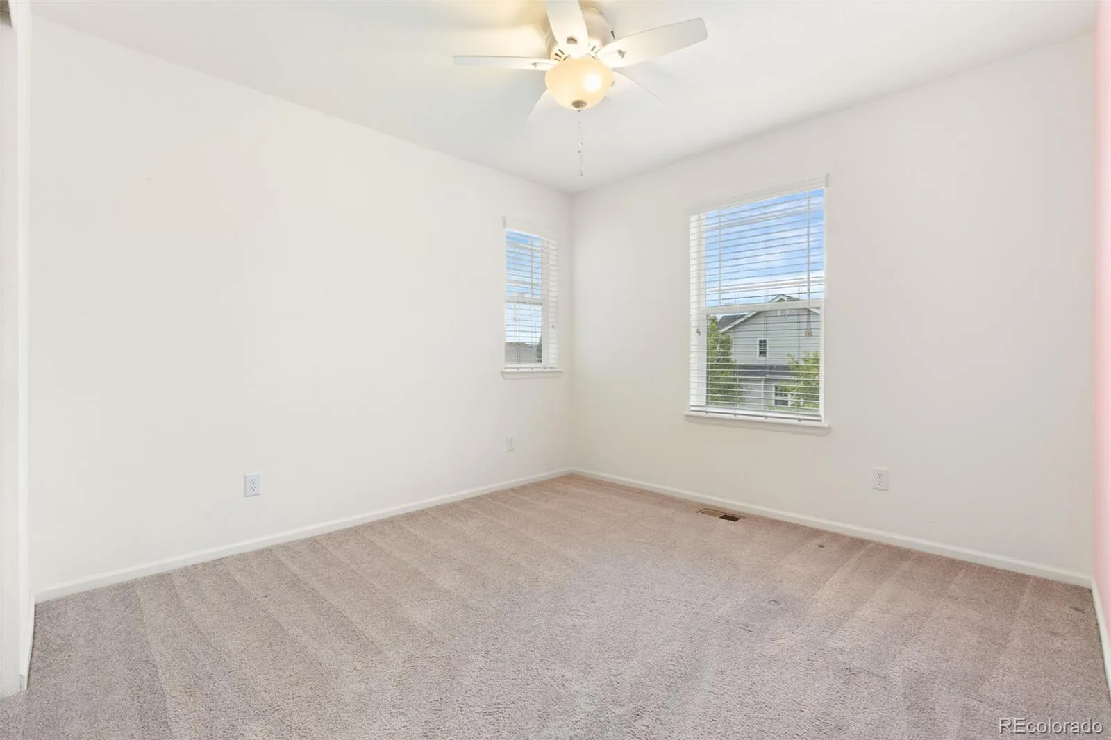 4354 N Meadows Drive Castle Rock CO 80109 | MLS #REC6049865 08162026185105 1600 23