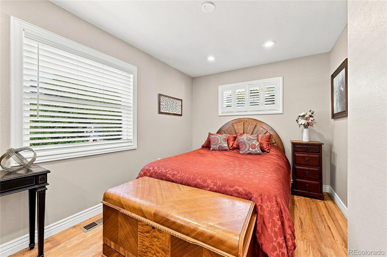 1250 S Elm Street Denver CO 80246 | MLS #REC6050133 09222026113636 1600 17