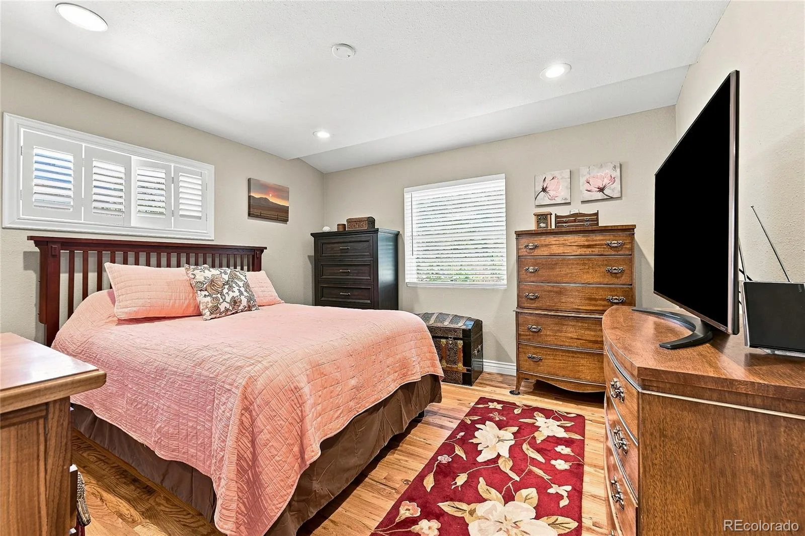 1250 S Elm Street Denver CO 80246 | MLS #REC6050133 09222026113636 1600 19