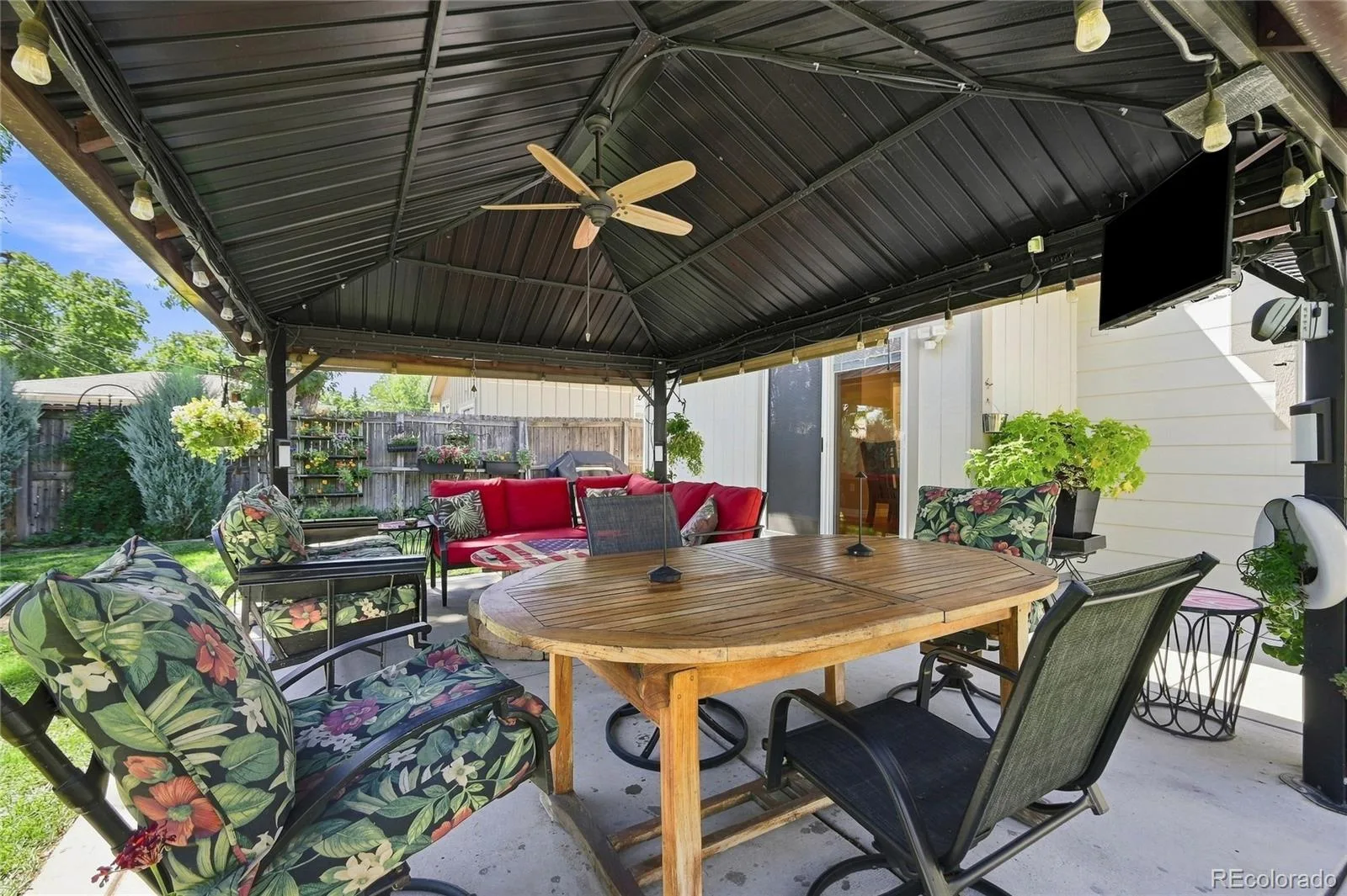1250 S Elm Street Denver CO 80246 | MLS #REC6050133 09222026113636 1600 21
