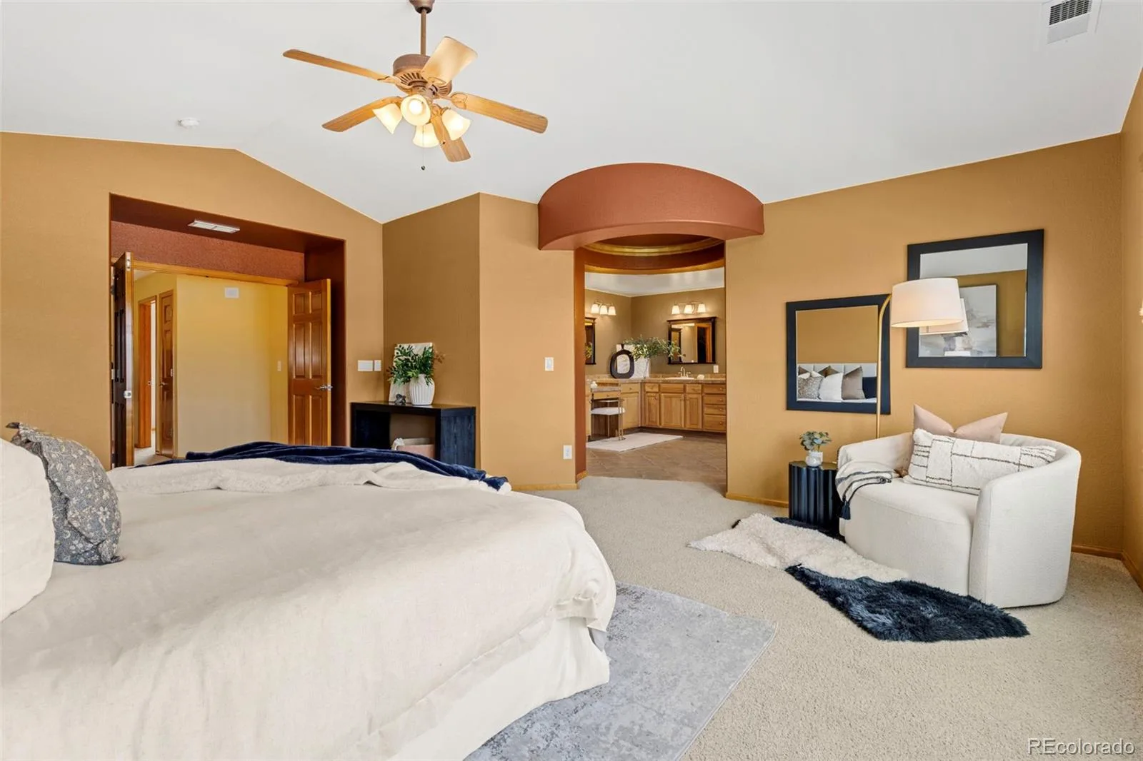 5344 S Haleyville Street Aurora CO 80016 | MLS #REC6050413 09252026180115 1600 24