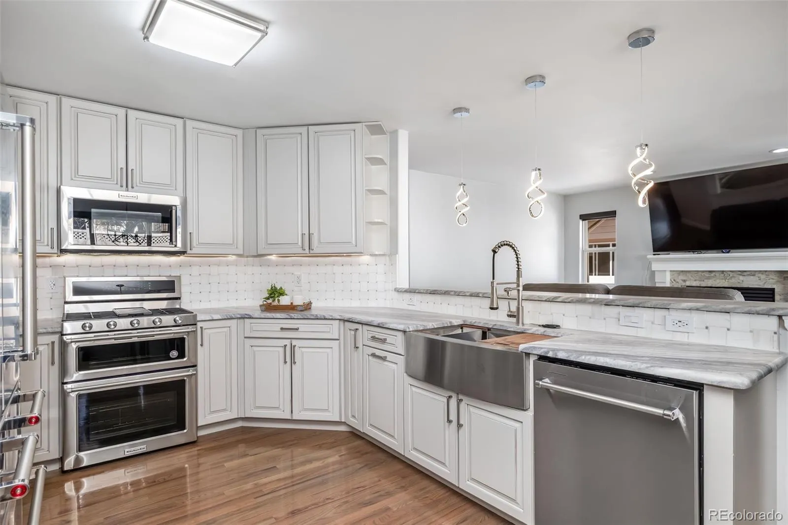 04092026230752 1600 10