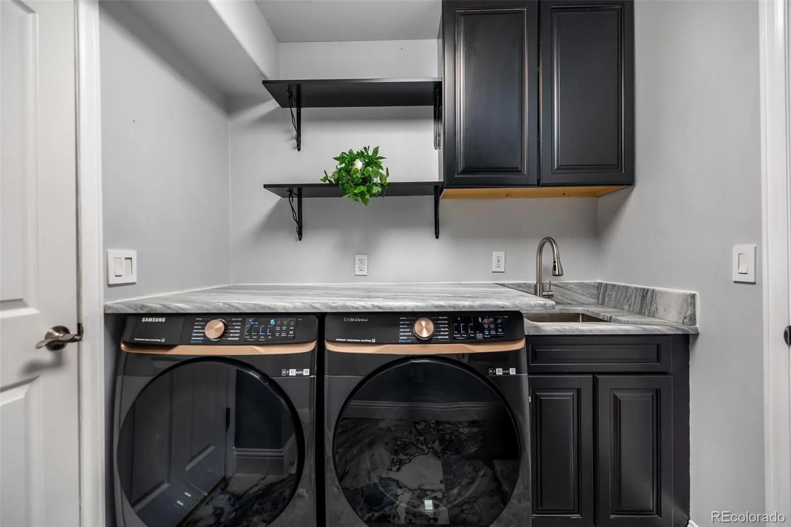 04092026230752 1600 16