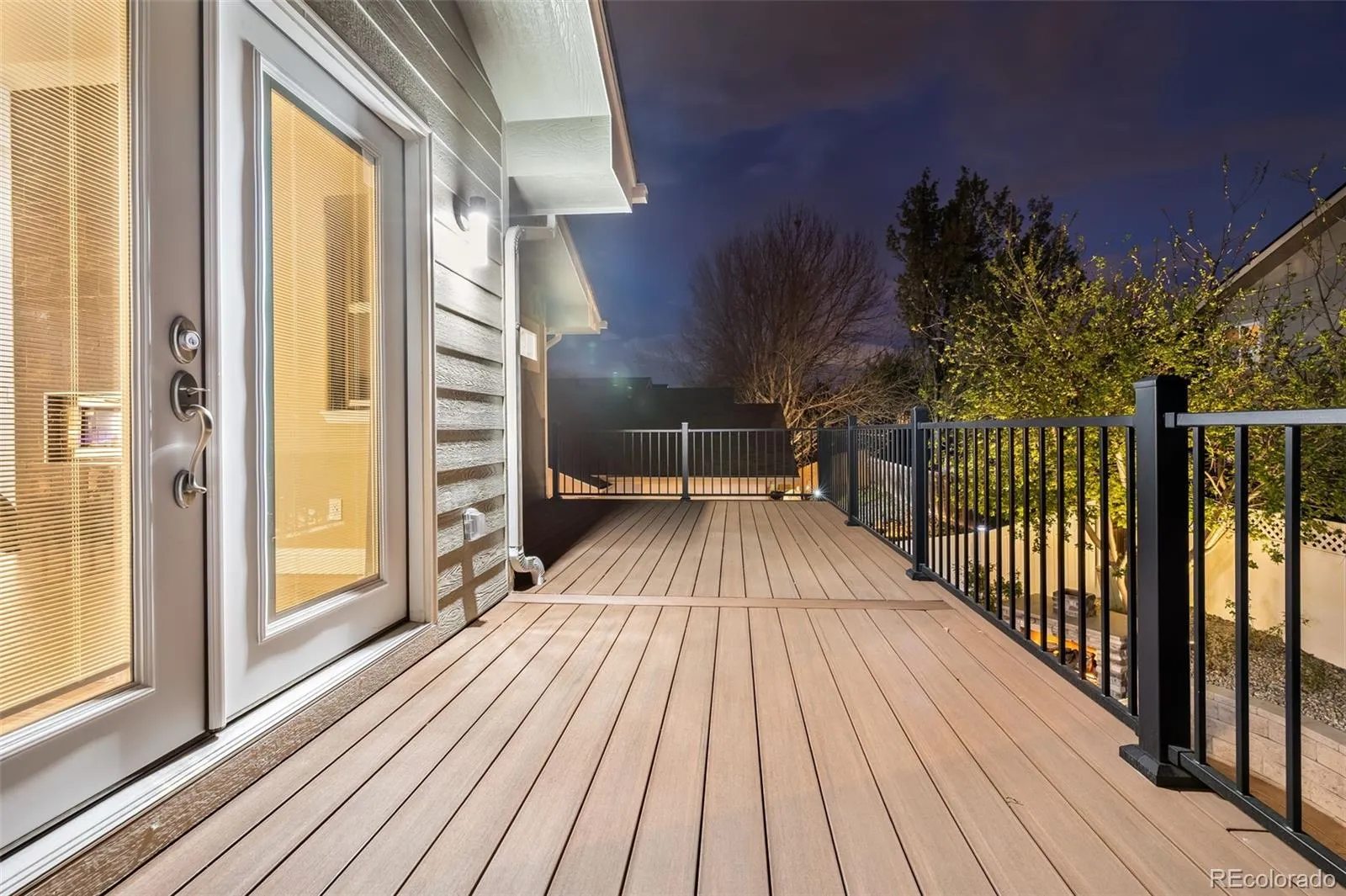 04092026230752 1600 23