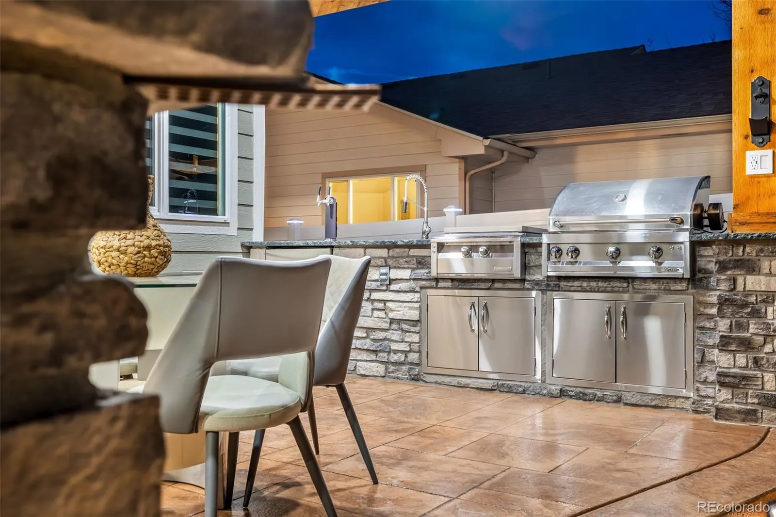 04092026230752 1600 26