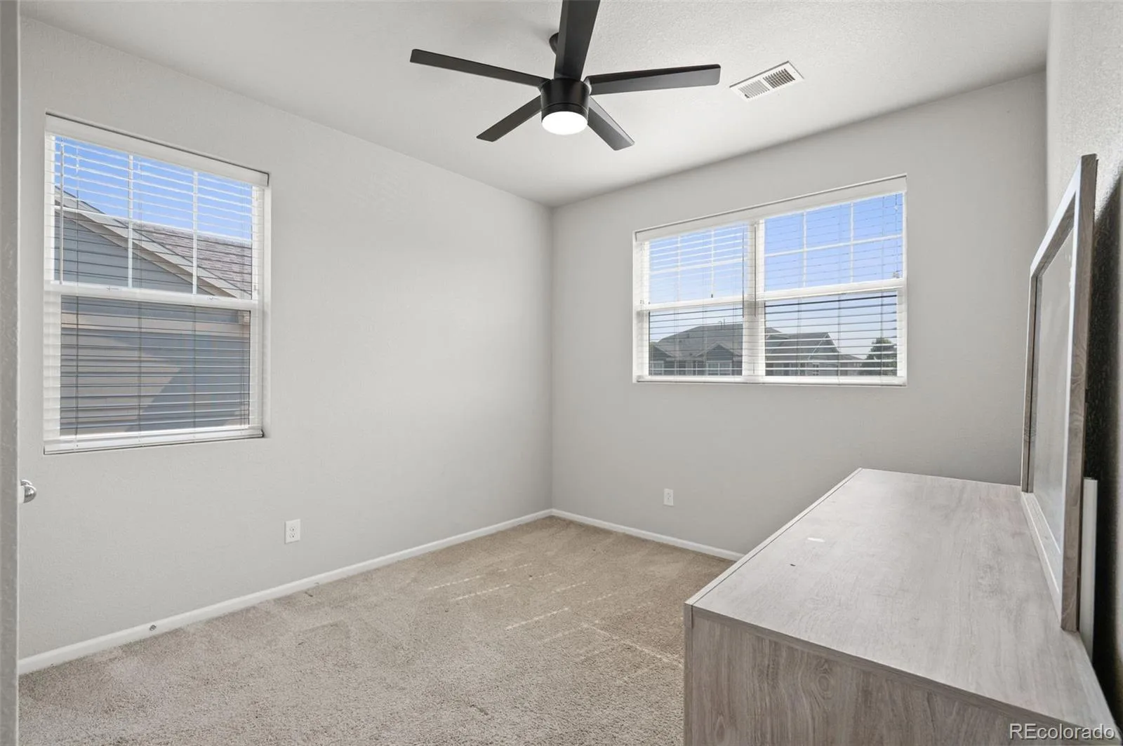 12229 Oneida Street Thornton CO 80602 | MLS #REC6053669 08142026030620 1600 28