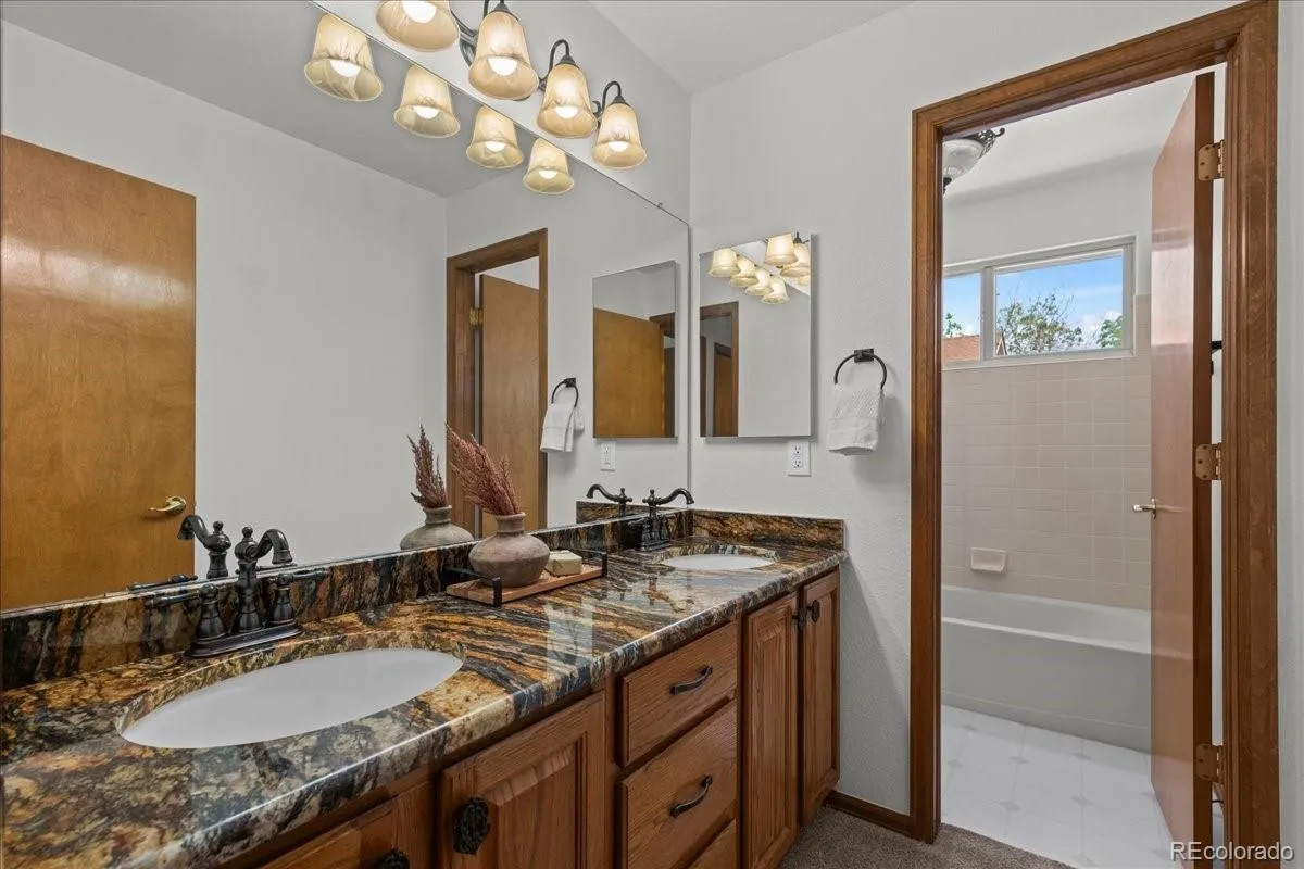 12700 Utica Circle Broomfield CO 80020 MLS #REC6053707 05192026202903 1200 26