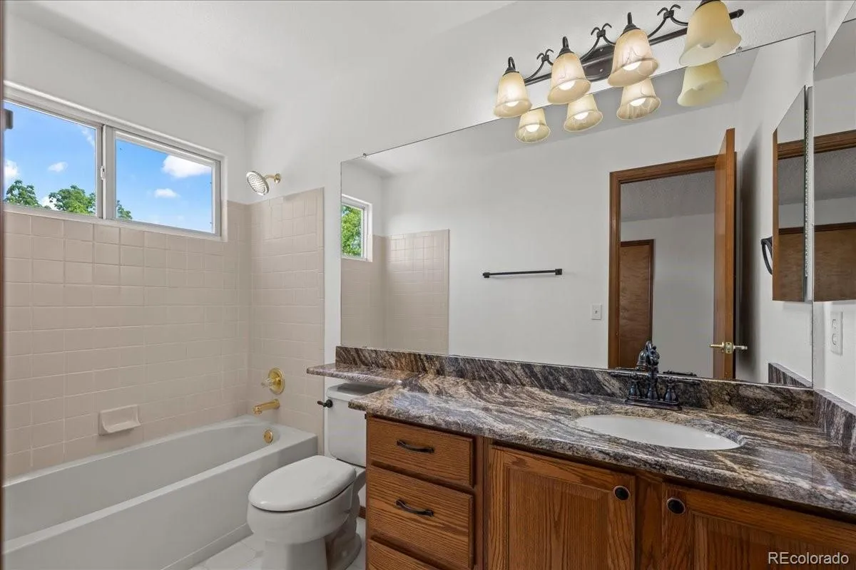 12700 Utica Circle Broomfield CO 80020 MLS #REC6053707 05192026202903 1200 28