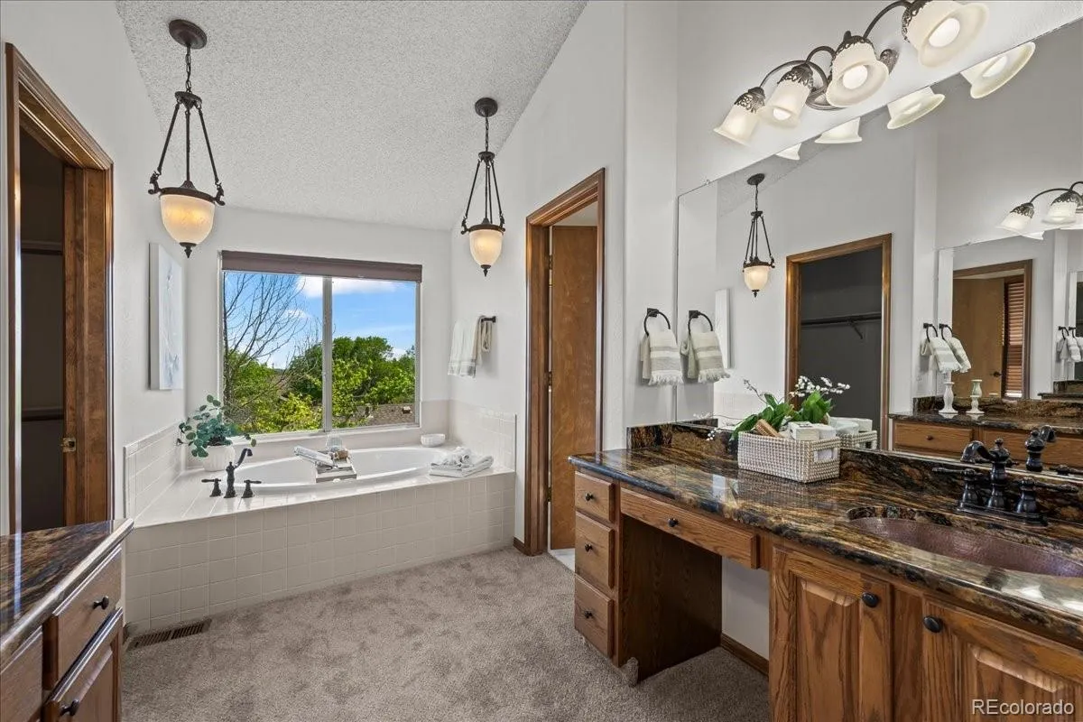 12700 Utica Circle Broomfield CO 80020 MLS #REC6053707 05192026202903 1200 31