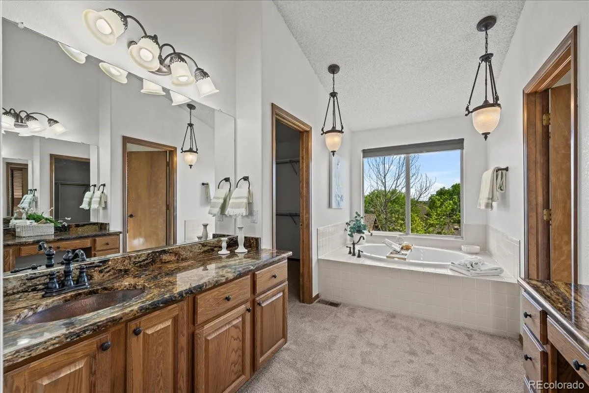 12700 Utica Circle Broomfield CO 80020 MLS #REC6053707 05192026202903 1200 32