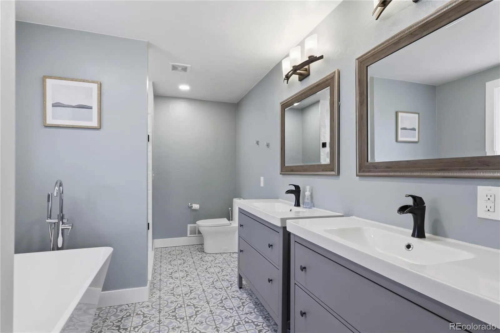 211 Magnolia Street Denver CO 80220 MLS #REC6053804 06102026162716 1600 20