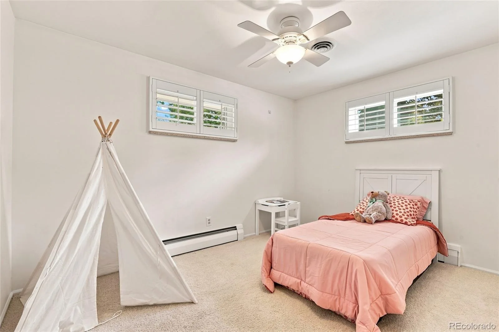 3200 S University Boulevard Denver CO 80210 | MLS #REC6055159 09222026113708 1600 19