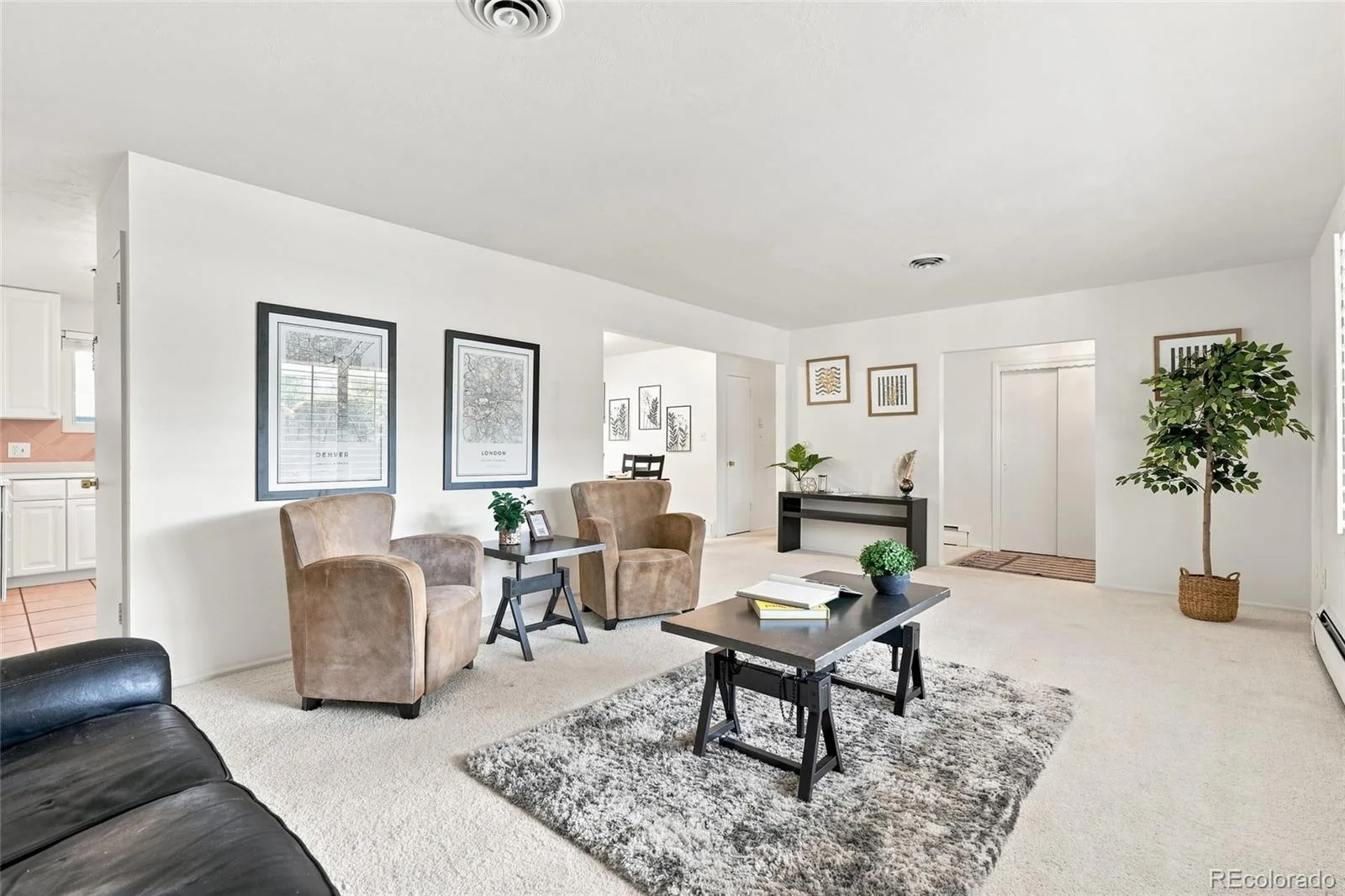 3200 S University Boulevard Denver CO 80210 | MLS #REC6055159 09222026113708 1600 3