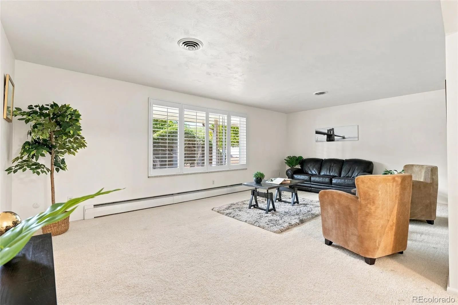 3200 S University Boulevard Denver CO 80210 | MLS #REC6055159 09222026113708 1600 4