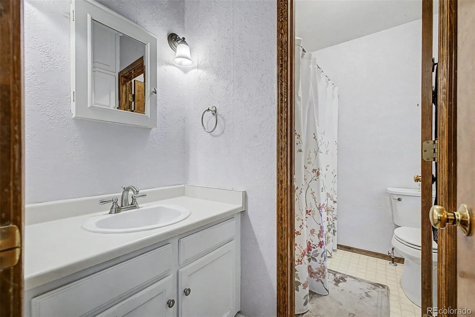 6004 Zang Way Arvada CO 80004 | MLS #REC6056659 07202026155538 1600 12