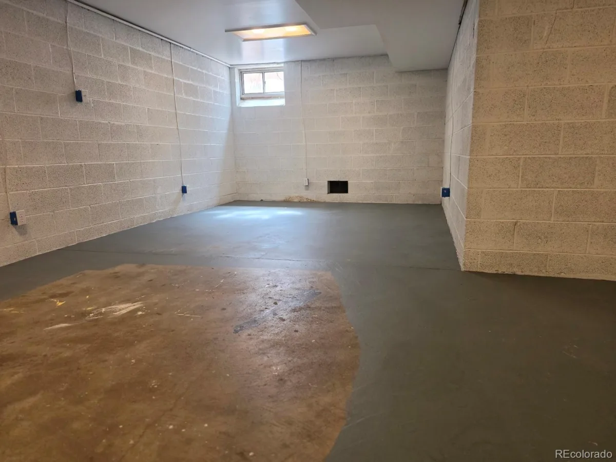 1150 Roslyn Street Denver CO 80220 | MLS #REC6057384 08212026012400 1200 10