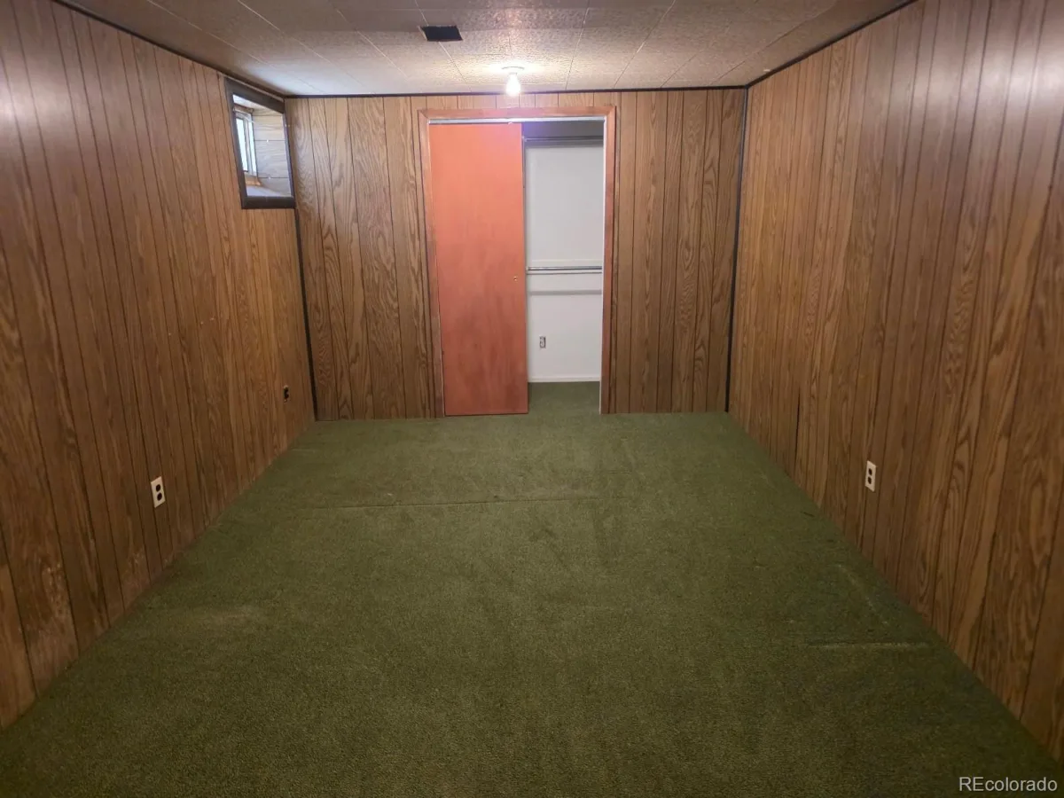1150 Roslyn Street Denver CO 80220 | MLS #REC6057384 08212026012400 1200 23