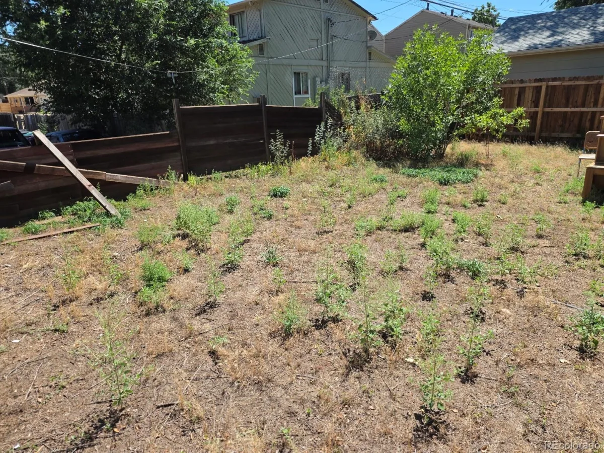 1150 Roslyn Street Denver CO 80220 | MLS #REC6057384 08212026012400 1200 6