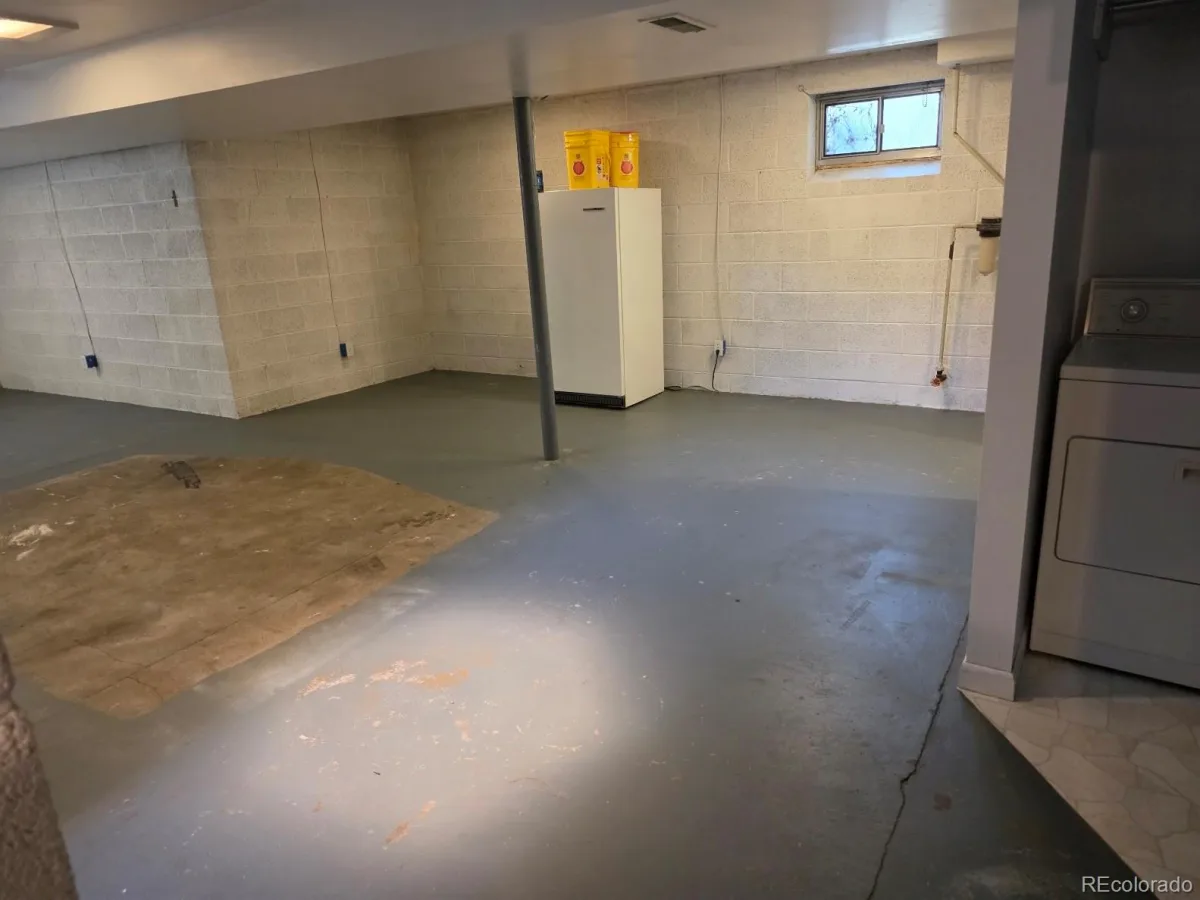 1150 Roslyn Street Denver CO 80220 | MLS #REC6057384 08212026012400 1200 7