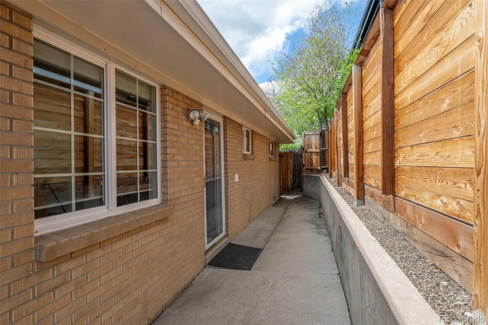 951 Tennyson Street Denver CO 80204 MLS #REC6057908 04082026165258 1600 26