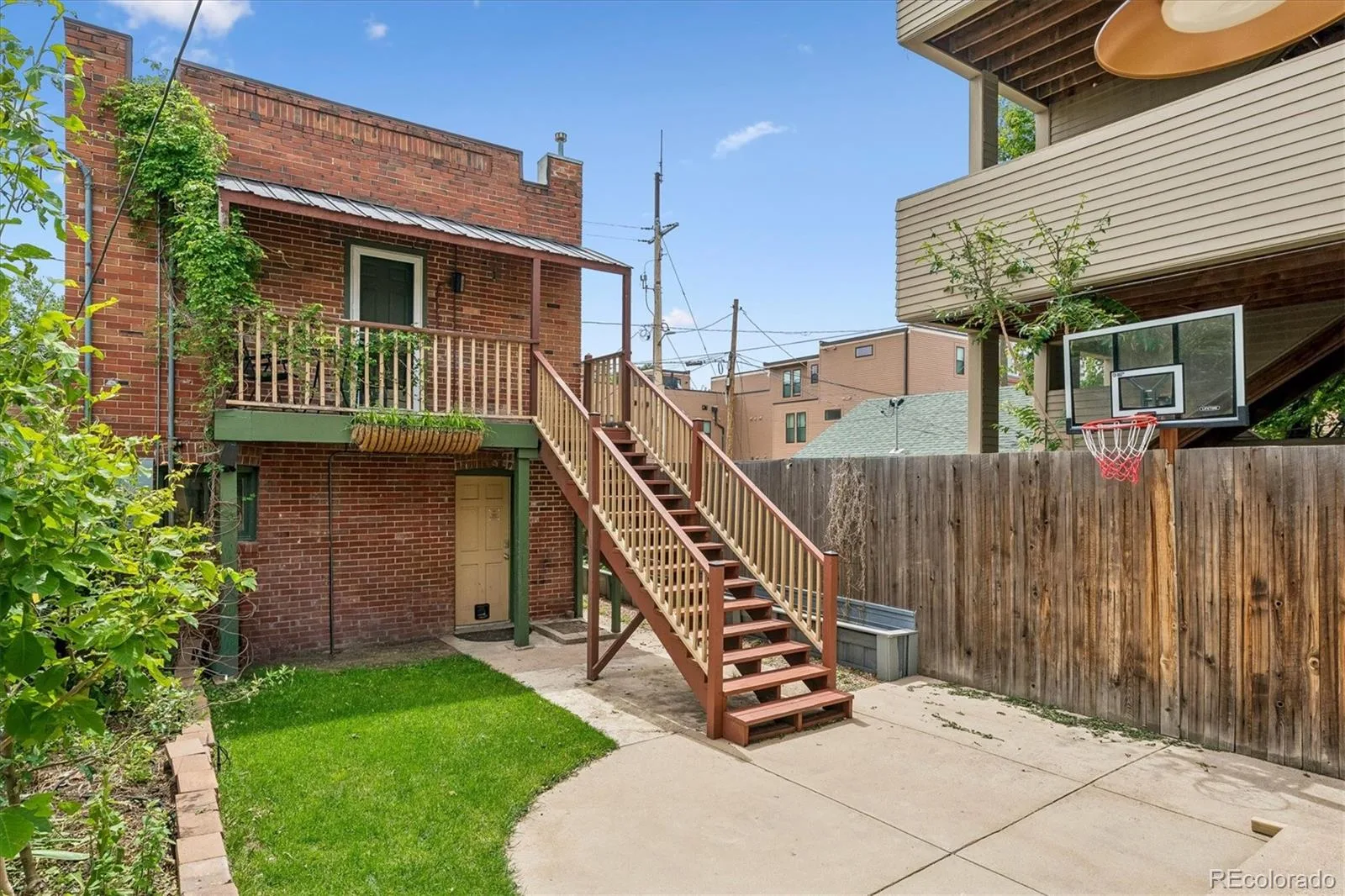 2422 Stout Street Denver CO 80205 MLS #REC6062930 06052026031924 1600 18