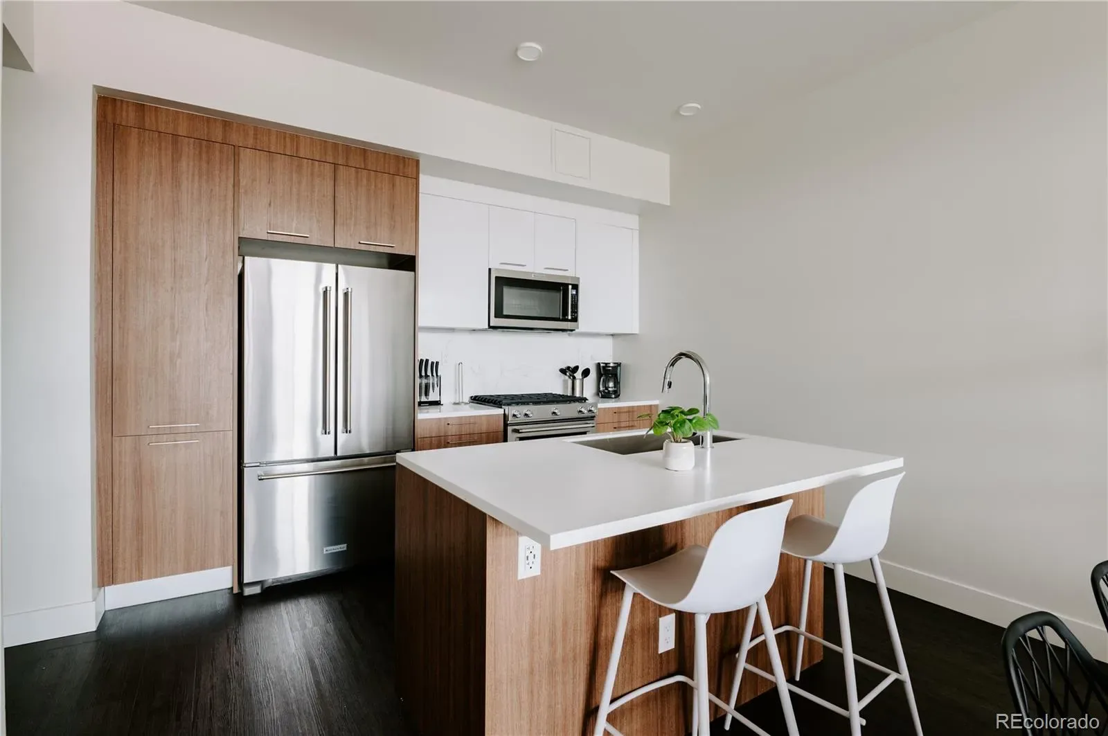 03262026004557 1600 0