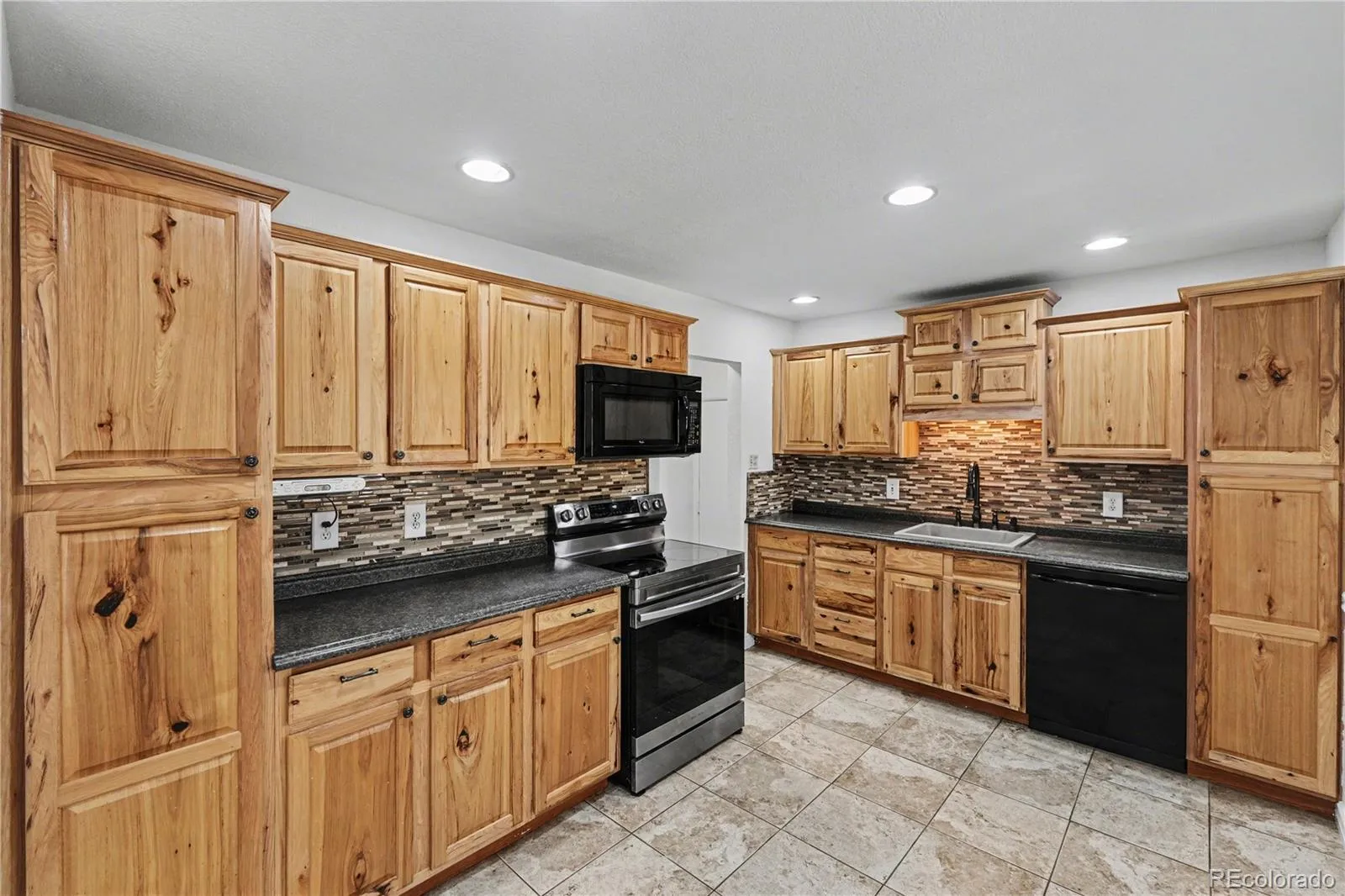 7870 Mccella Court Westminster CO 80030 MLS #REC6065914 05032026000903 1600 9