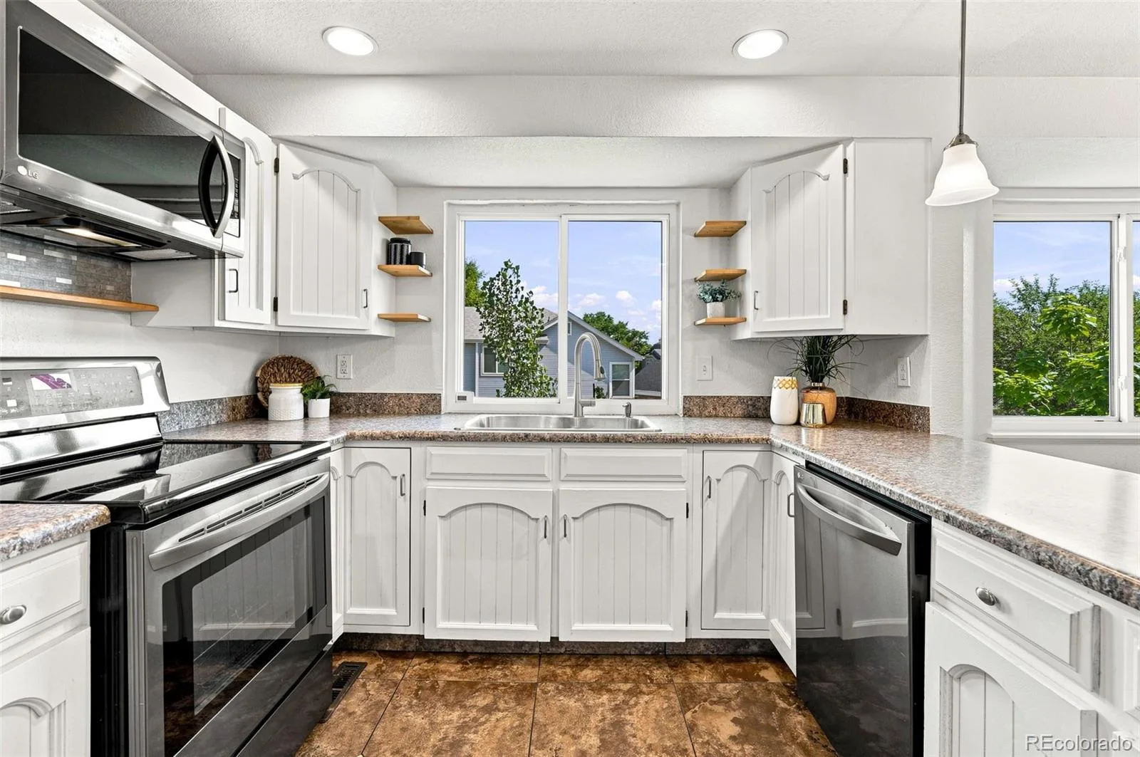 19557 E Floyd Avenue Aurora CO 80013 | MLS #REC6068762 08192026184436 1600 5